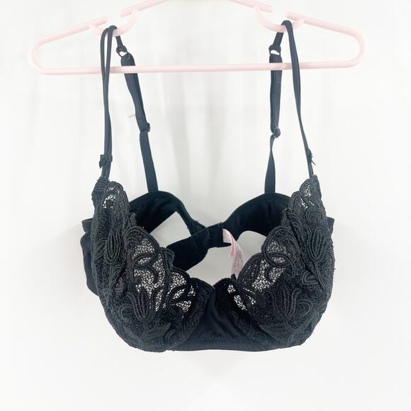 VICTORIA'S SECRET Bra Size 36B Black Embroidered Lace Lined Wire Sexy Intimates - Picture 1 of 14